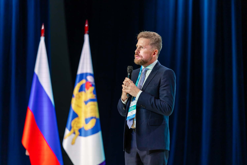 Роман Иванов