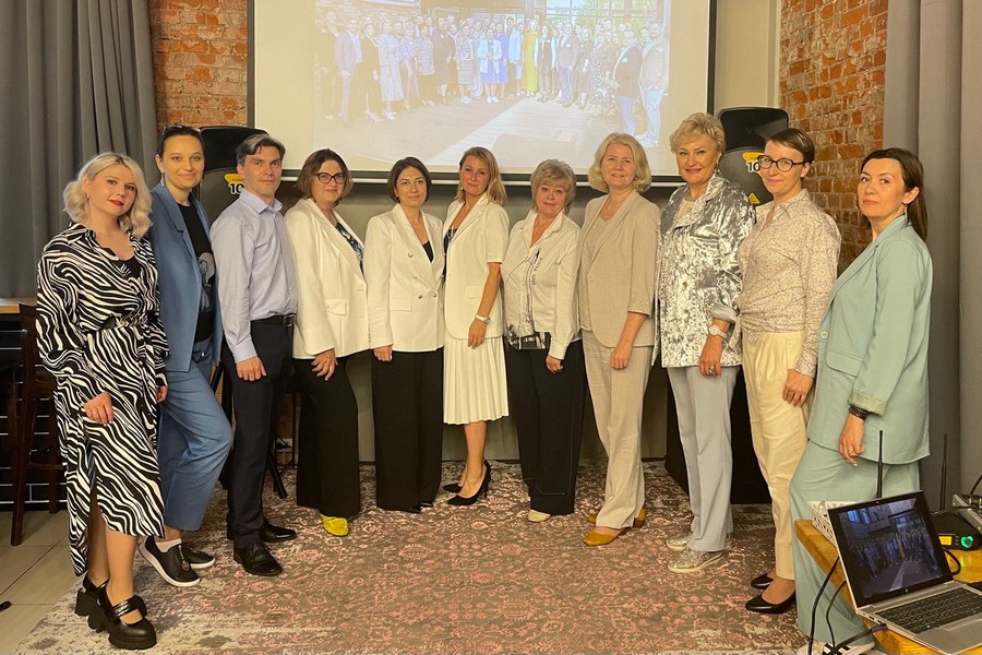 Women in Pharma Women in Pharma