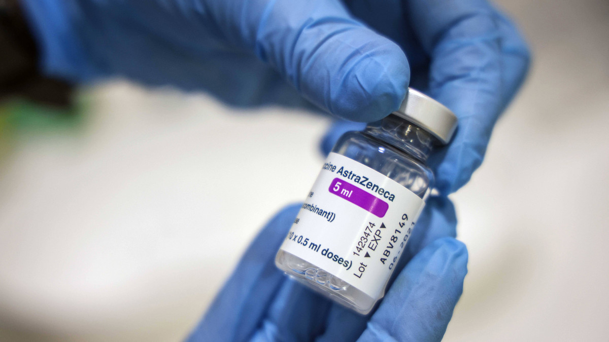 AstraZeneca начала отзывать свою векторную вакцину от COVID-19 по всему миру 2 Вакцина Astrazeneka против COVID-19