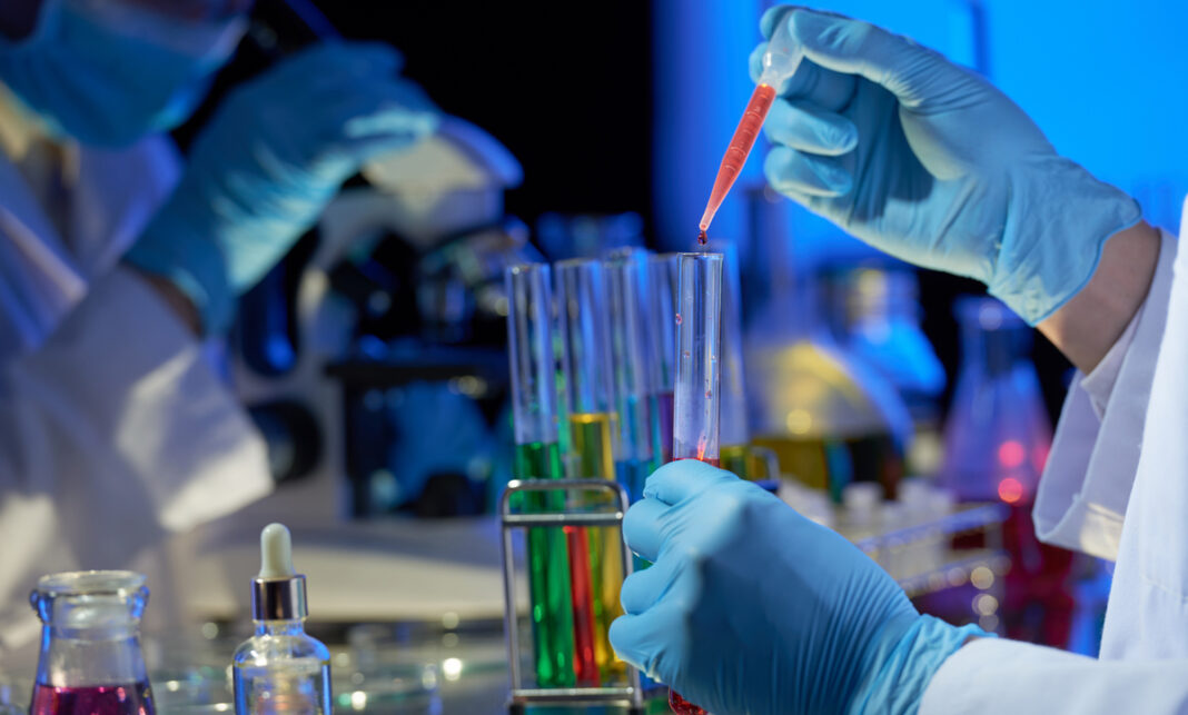 Teamwork at Dim Modern Lab Биотехнологии