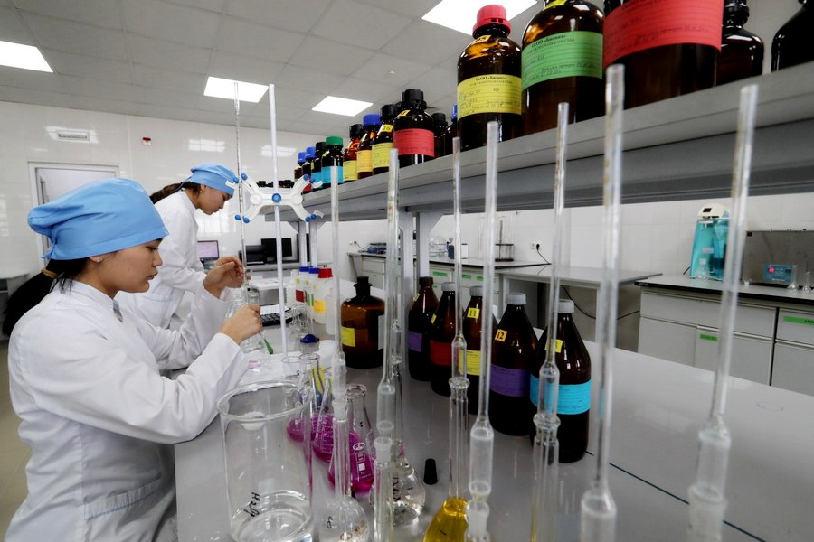 biovit Президент Кыргызстана открыл новый фармацевтический завод