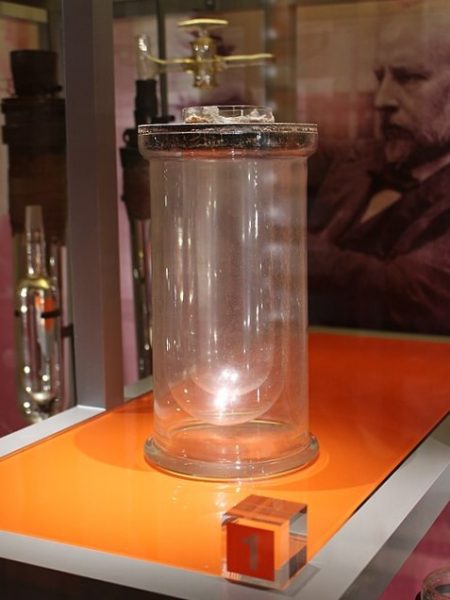 О «бедном» Дьюаре замолвите слово 4 Сосуд Дьюара в музее Королевского института
