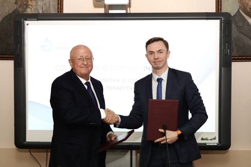 Александр Гинцбург и Михаил Цыферов Александр Гинцбург и Михаил Цыферов