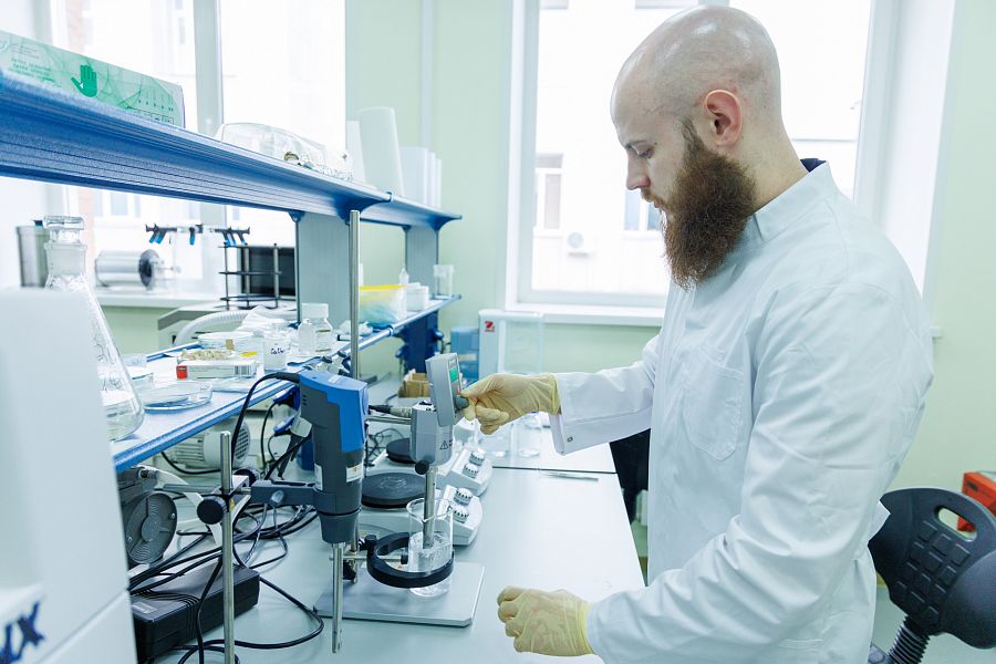 Сибирские ученые испытали полимерные микрочастицы для постепенного высвобождения лекарств Сибирские ученые испытали полимерные микрочастицы для постепенного высвобождения лекарств