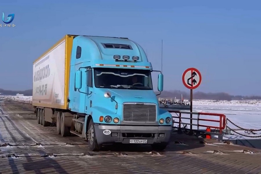 первая фура с 2,29 тоннами высушенной коры ясенца прибыла в Тунцзян первая фура с 2,29 тоннами высушенной коры ясенца прибыла в Тунцзян