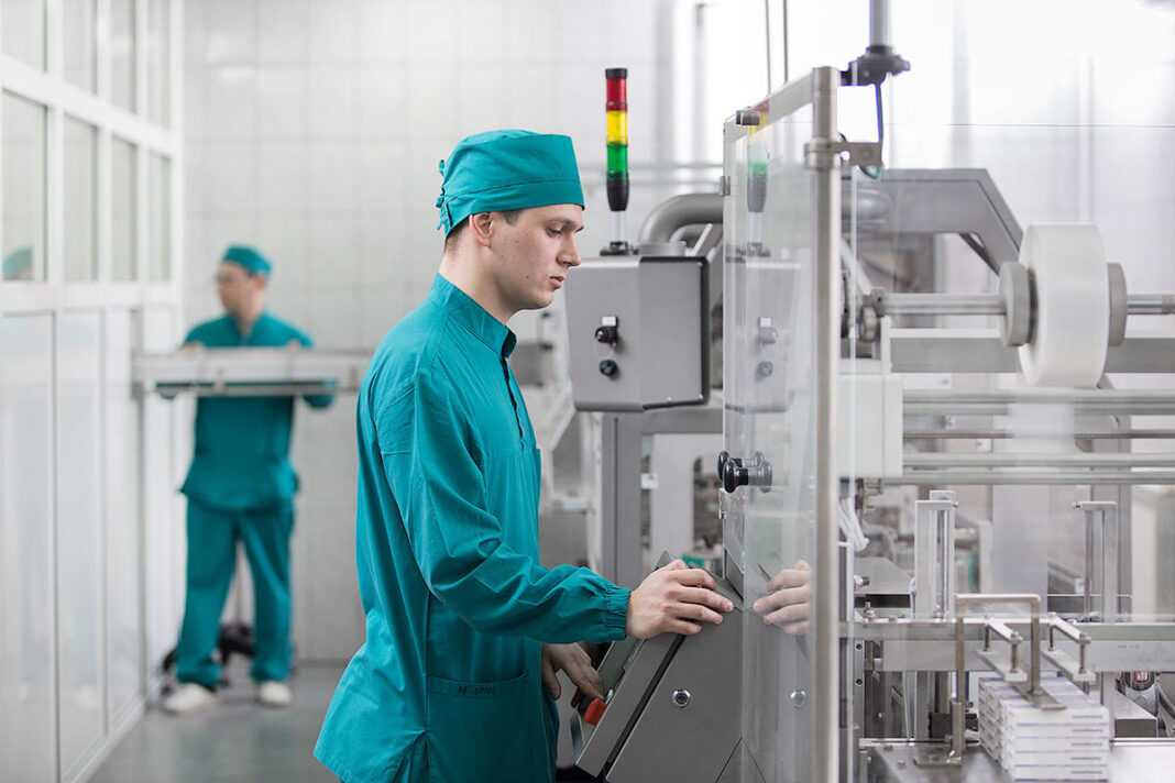 ls-proizvo Работа фасовочной линии фармацевтического производства