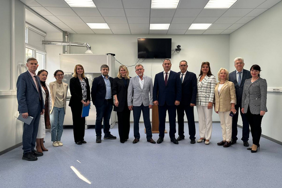 СамГМУ и «Озон Фармацевтика» создают базовую кафедру для формирования кадрового резерва