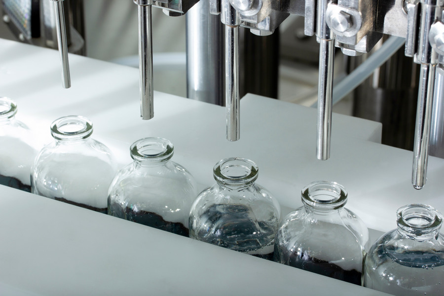 close-up of pharmaceutical production line stand Фармацевтическое Производство