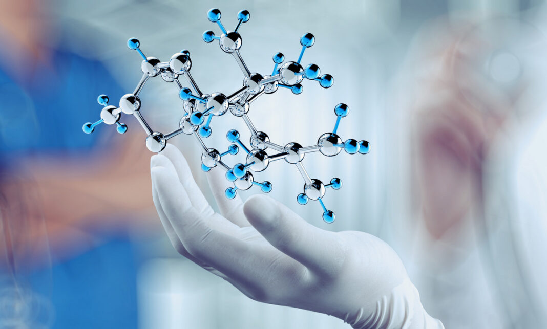 scientist doctor hand holds virtual molecular structure in the l ФармаДиол