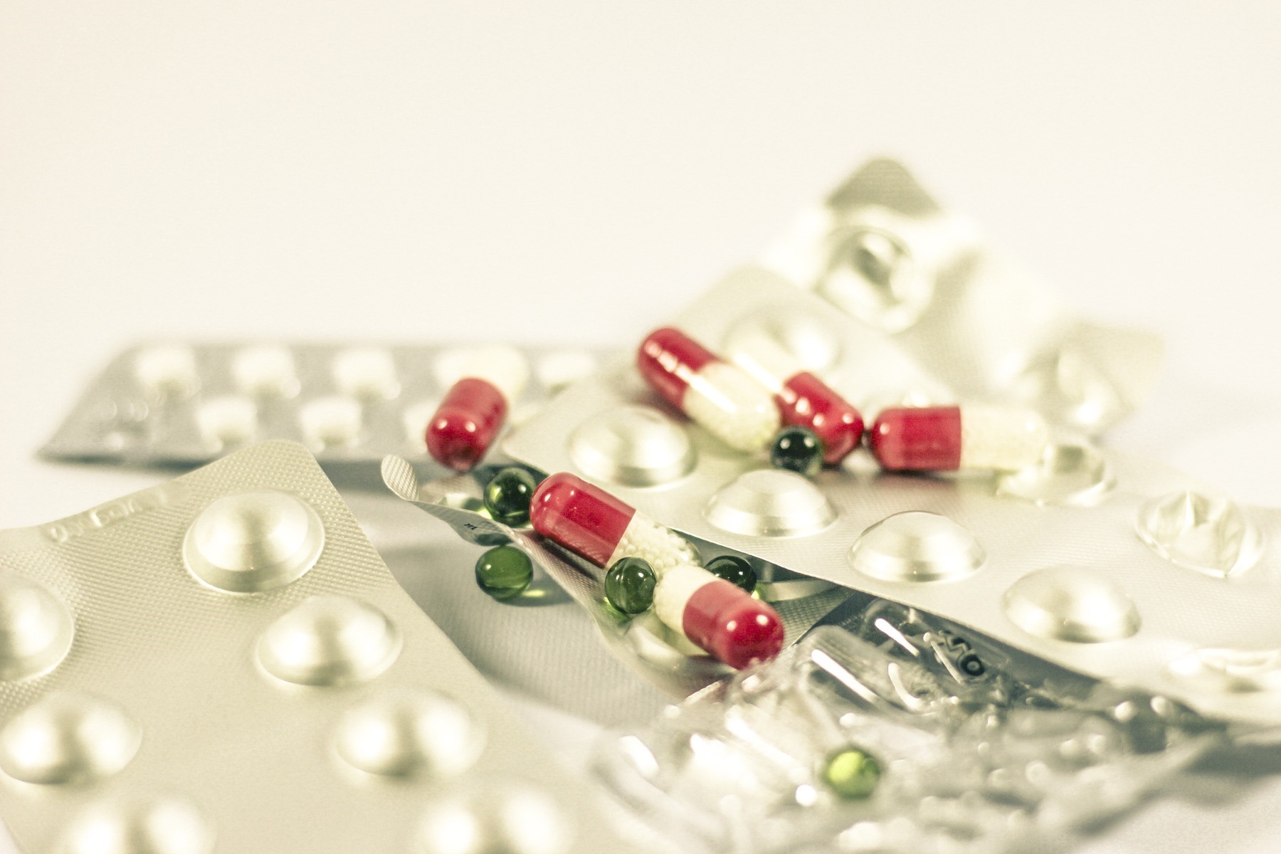 pills-drugs-medicine