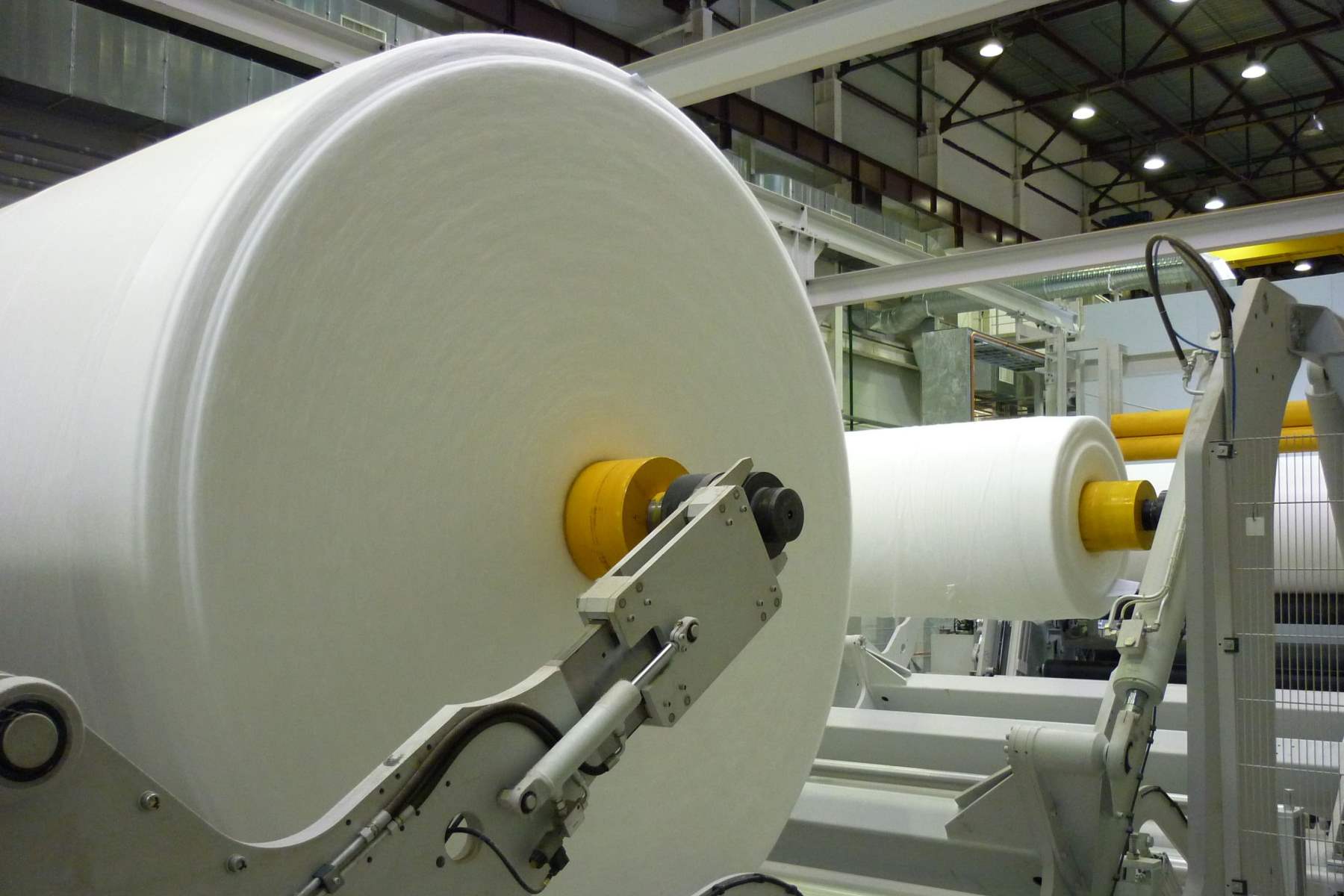 proizvodstvo-netkanika