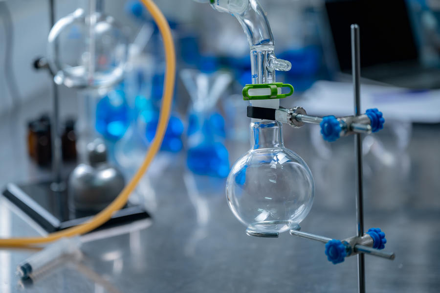 Science equipment in chemical laboratories, Concepts of scientific research and medical devices лаборатория