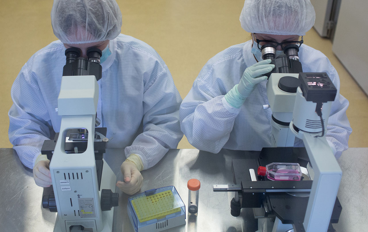 sputnik-binnopharm-lab Вакцина Спутник V, Институт Гамалеи, Биннофарм