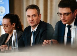 Алексей Торгов о парадоксах госзакупок и вечнозеленых патентах заместитель генерального директора по корпоративным связям и коммуникациям компании BIOCAD Алексей Торгов