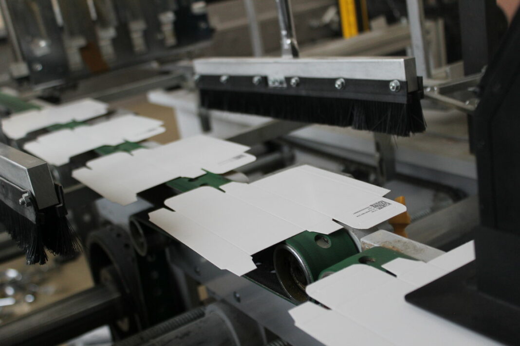 upakovka-markirovka Нанесение DataMatrix кода на пачку